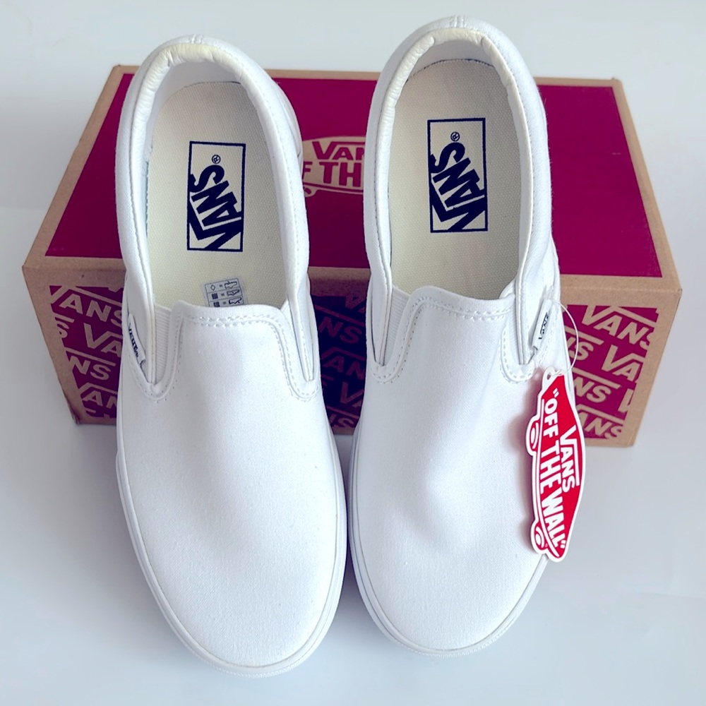 New In Box Vans Classic Slip-On Platform True White Skate Sneaker Shoes - Picture 1 of 5